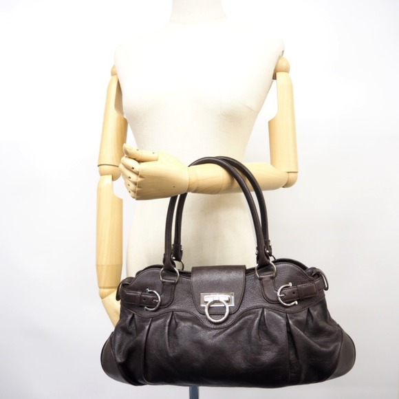 Salvatore Ferragamo/Salvatore Ferragamo AU-21 5370 Gancini Handbag Brown Women's - Picture 12 of 12